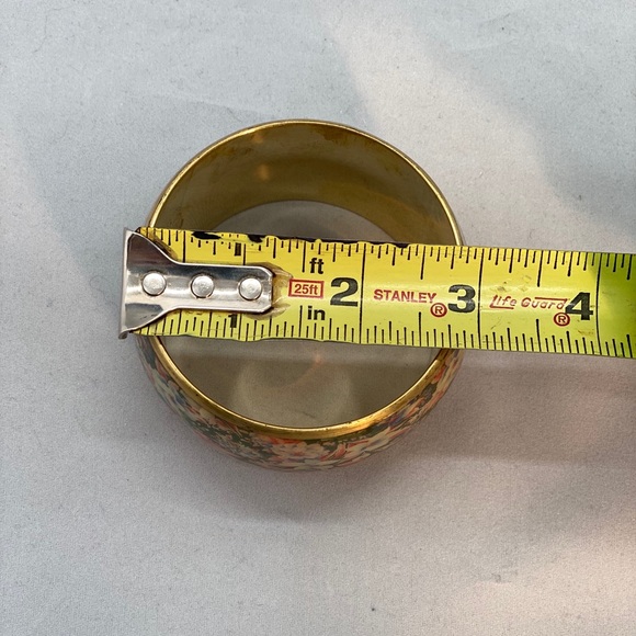 Cuff bracelet - Picture 4 of 5